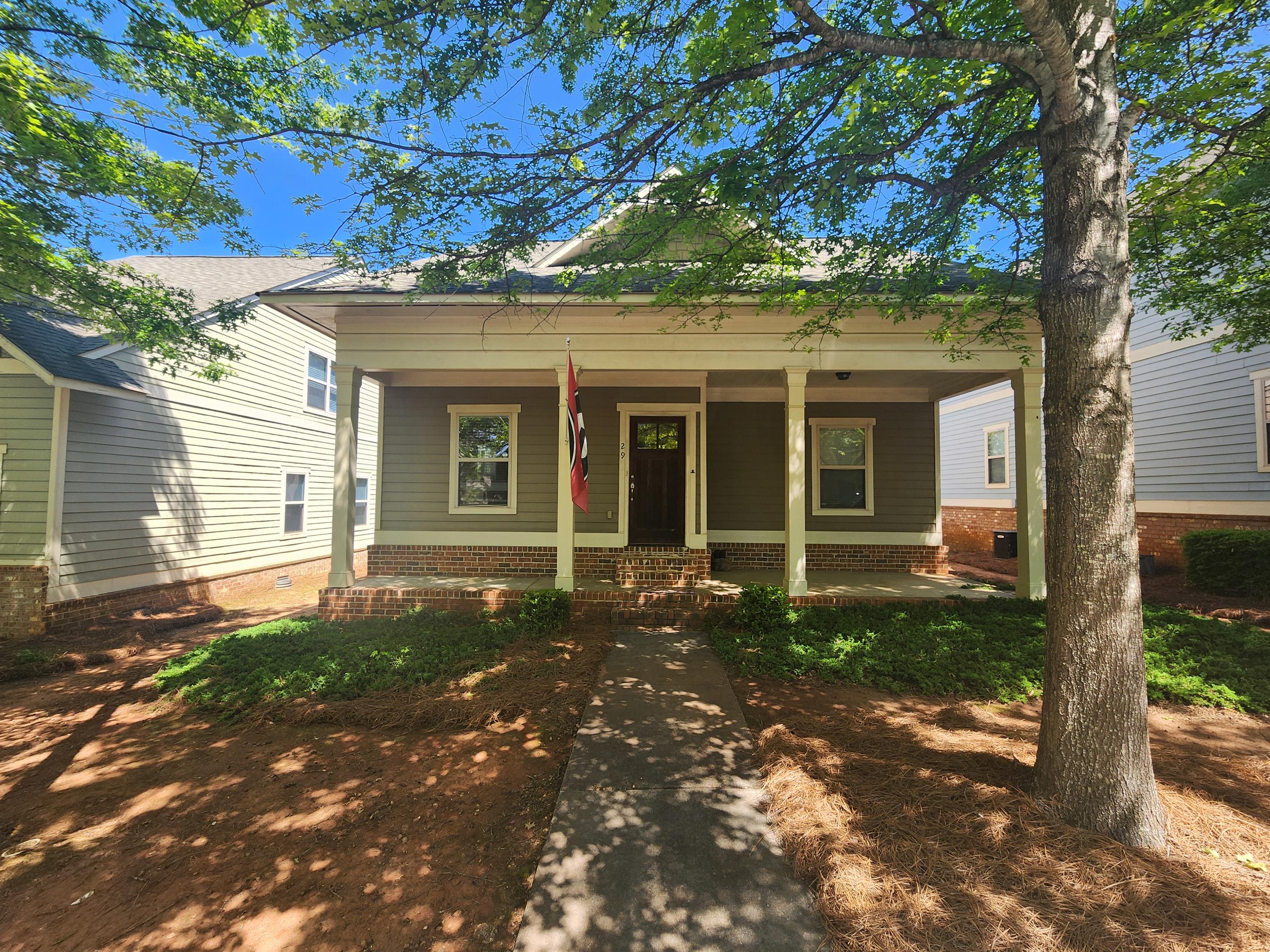 100 Davis St #29 - 2