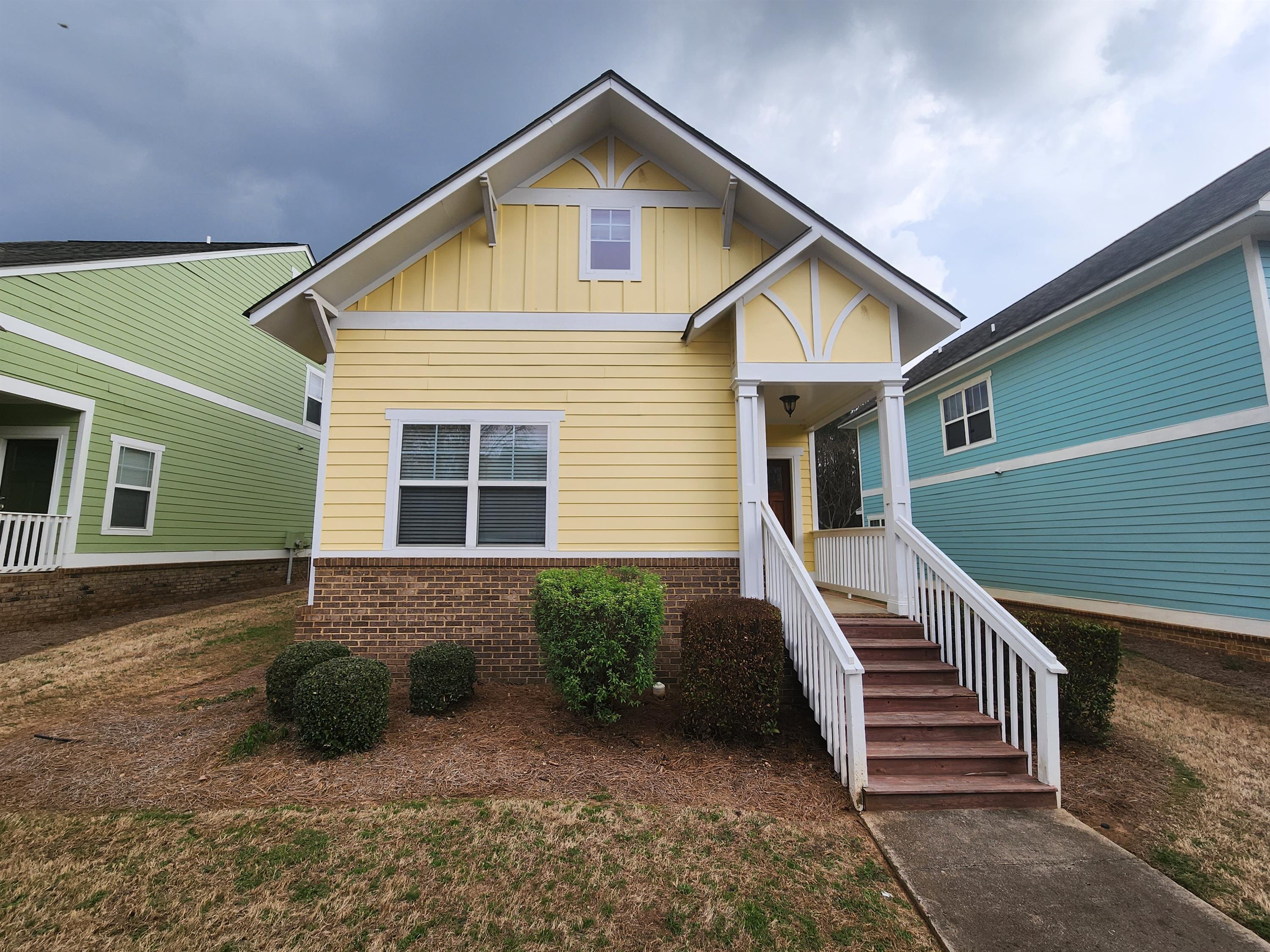 2030 Lakeside Drive - 1