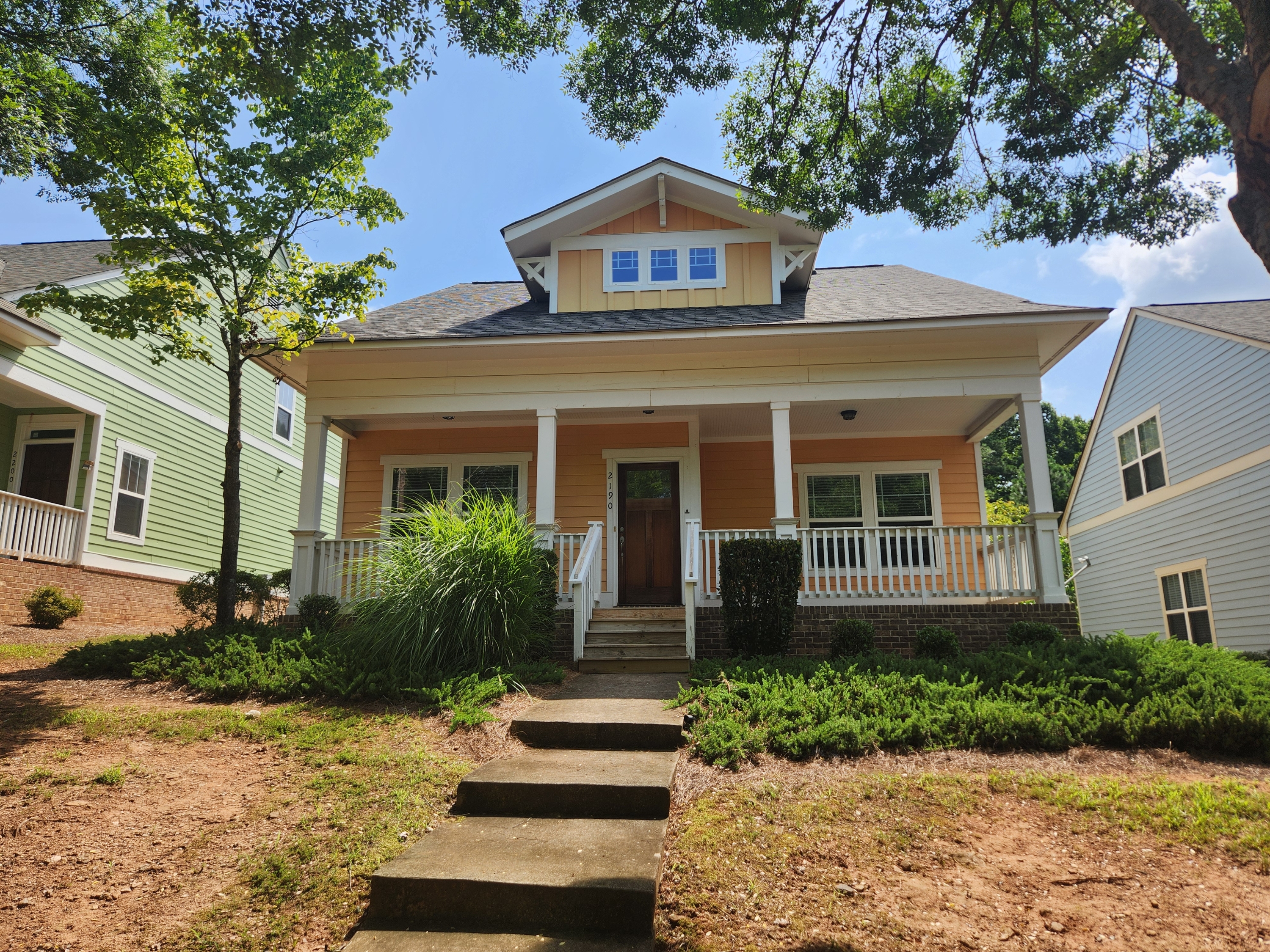2190 Lakeside Drive - 1