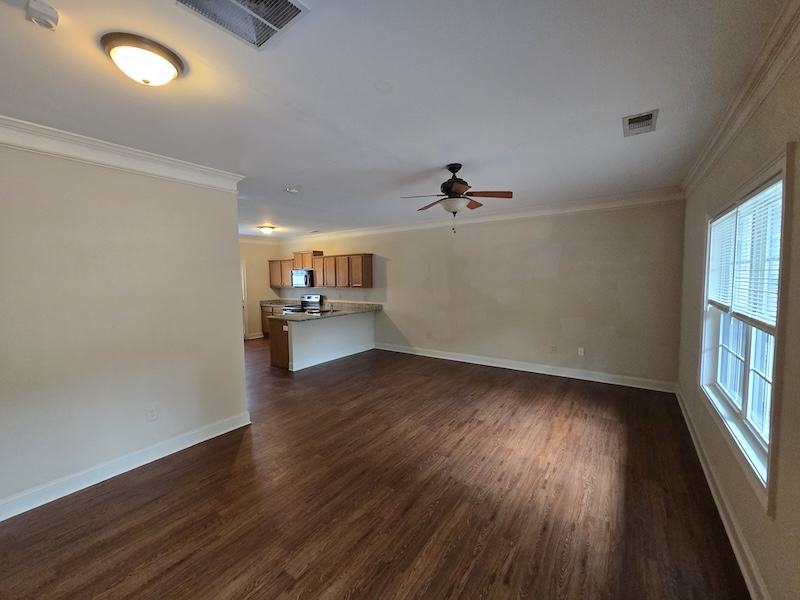 239 Ruth ST #17 - 1