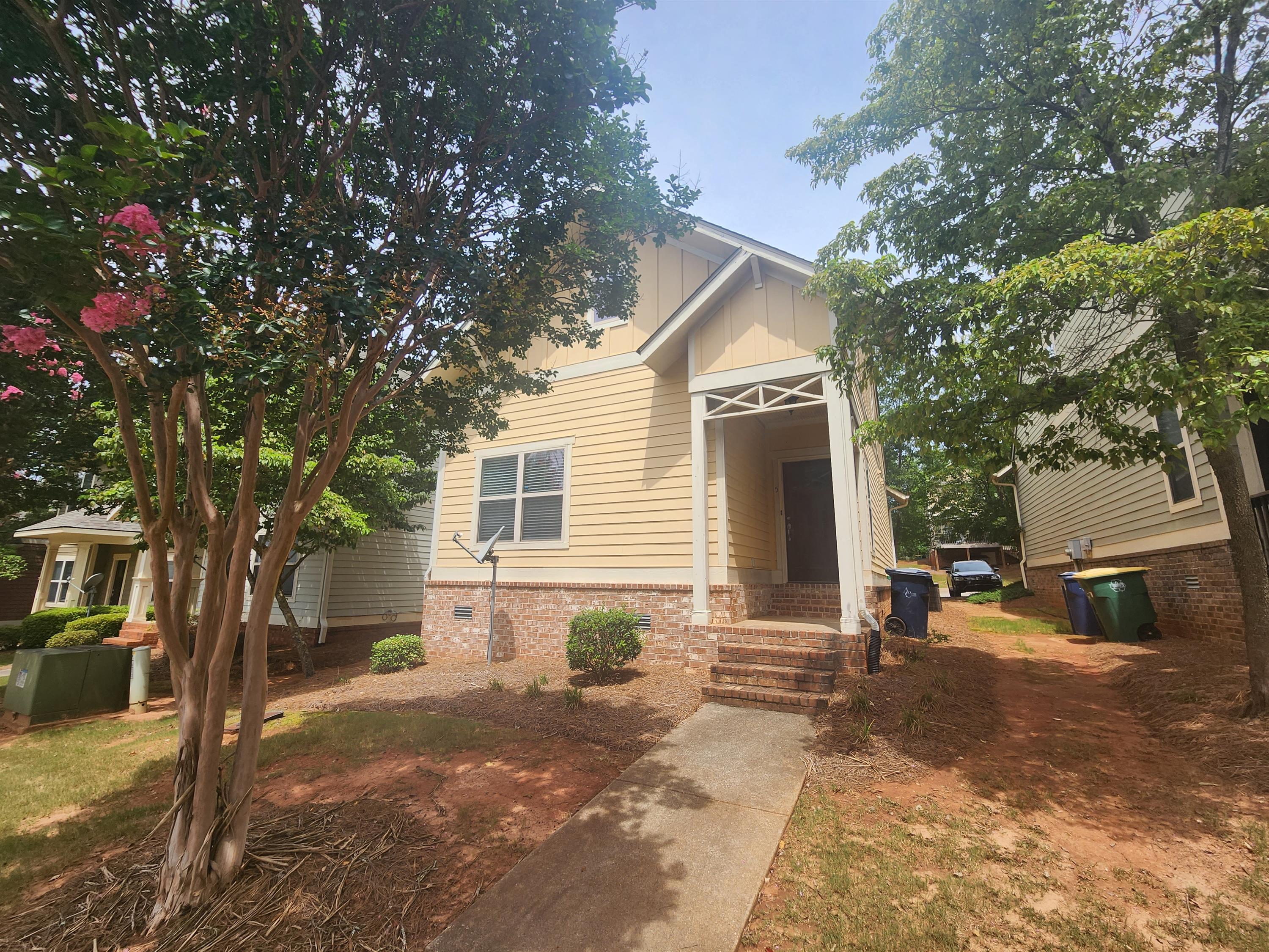 100 Davis St # 5 - 1
