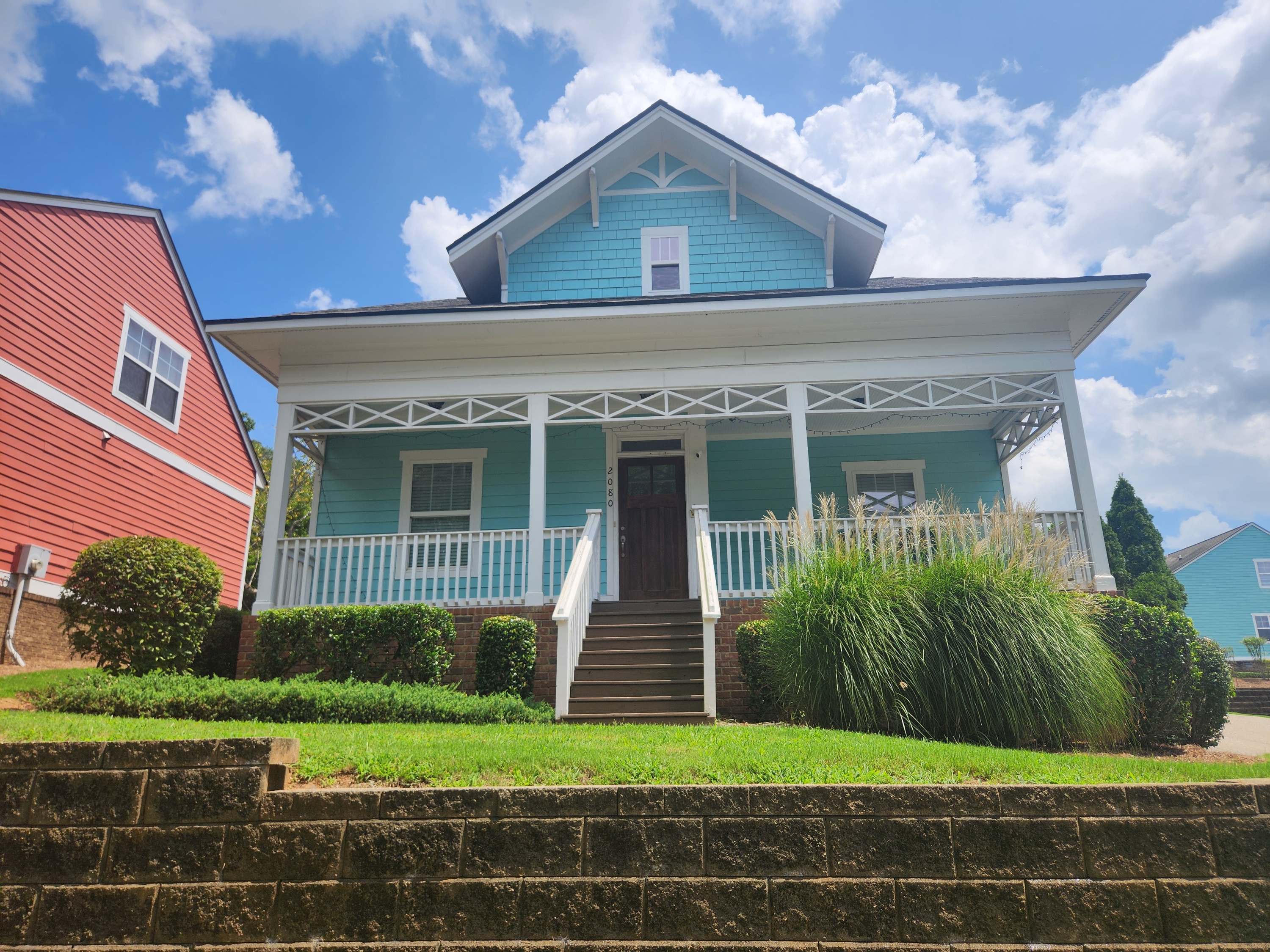 2080 Lakeside Drive - 1